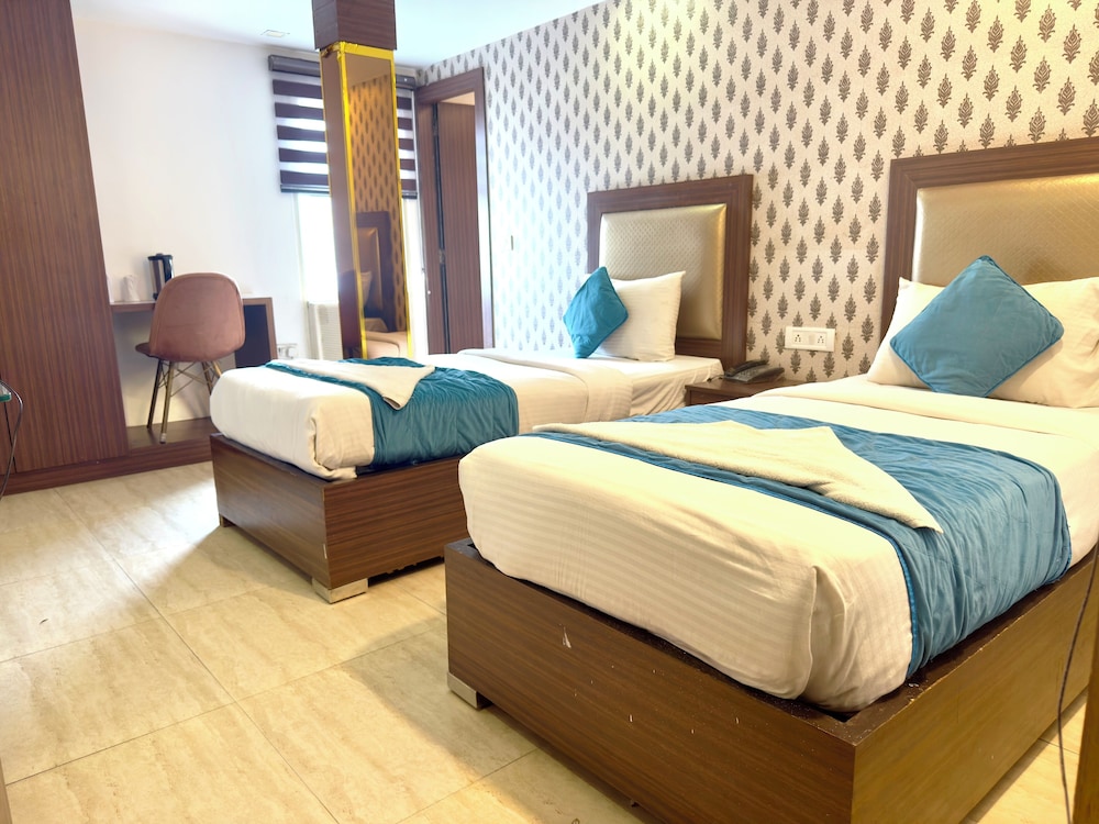 HOTEL PAWAN PLAZA 12/39