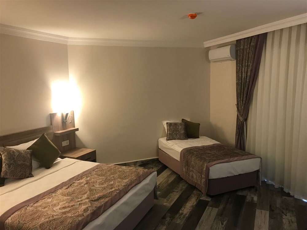 Arsi Enfi City Beach Hotel 29/72