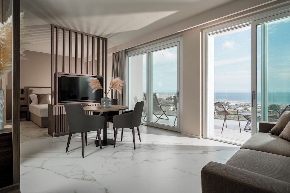 Bolina Suite & Spa 33/36