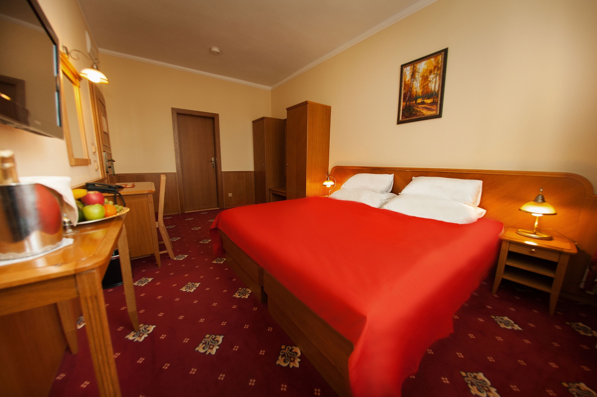 Room, Double Bed