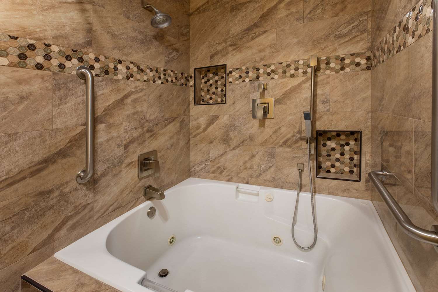 Hotel Vinea a Travelodge by Wyndham 11/11