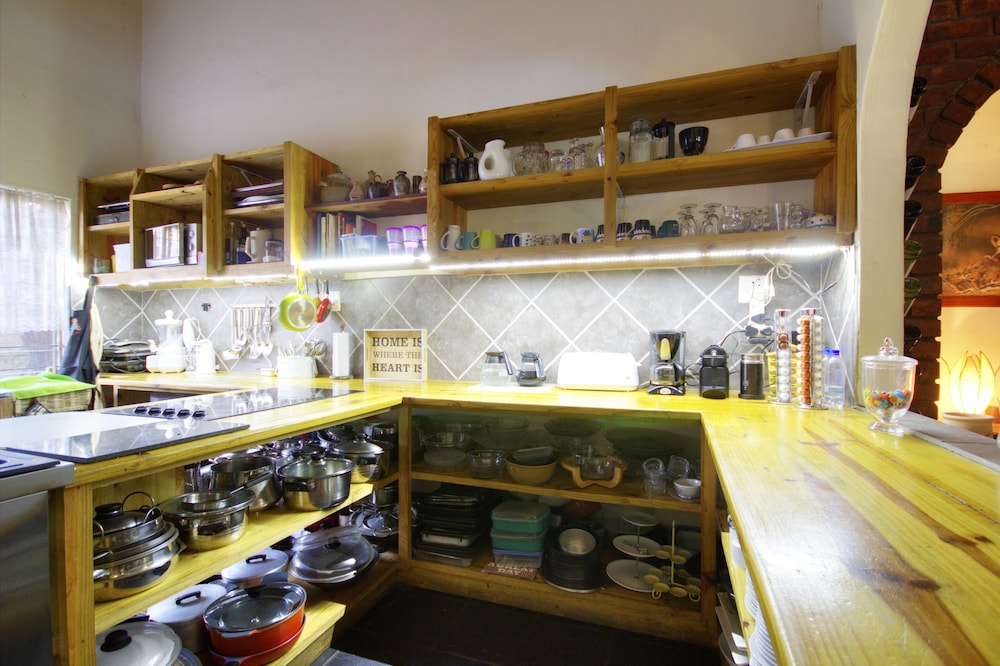 Maputaland Guest House 2/50