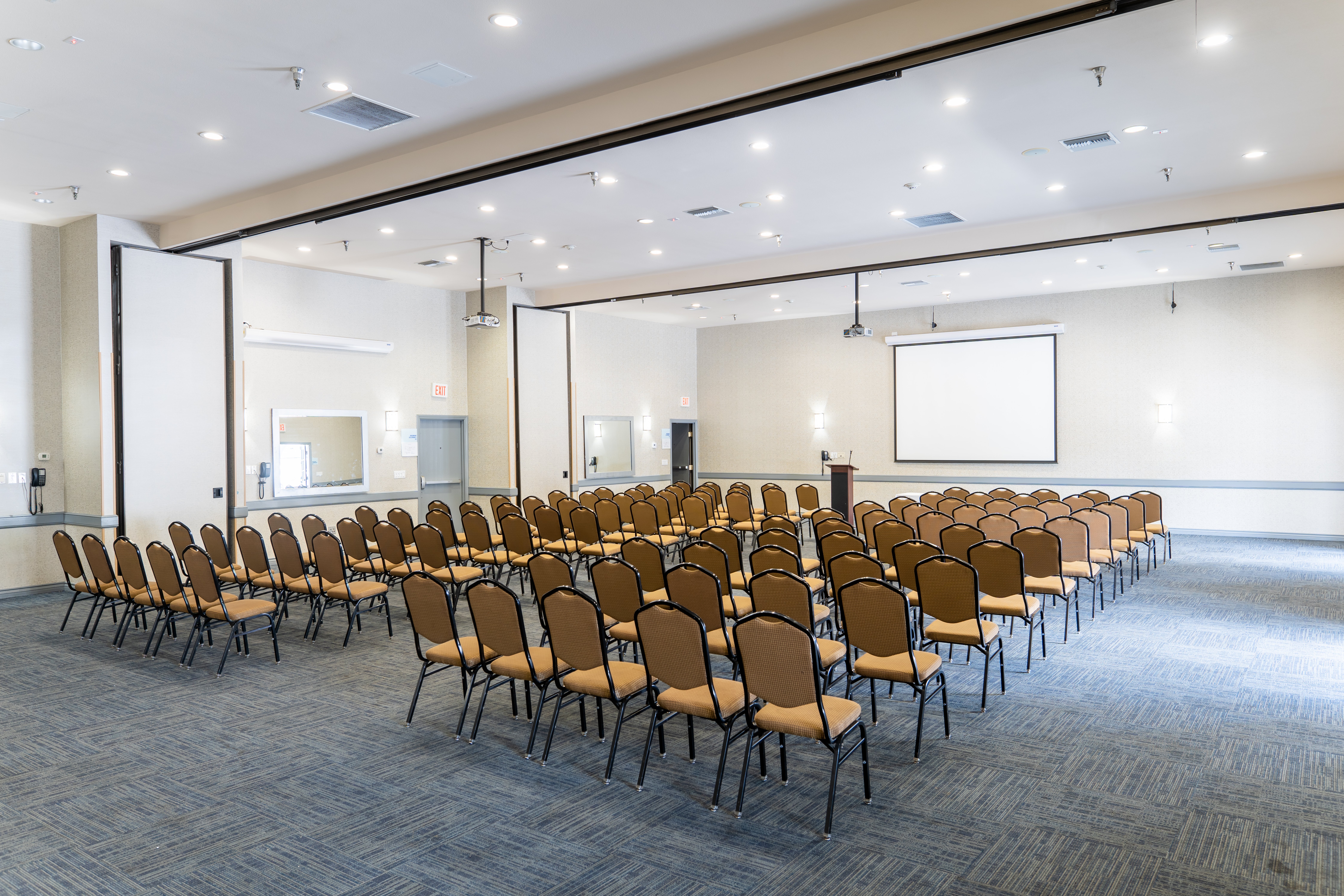Holiday Inn Express San Clemente N – Beach Area 54/60