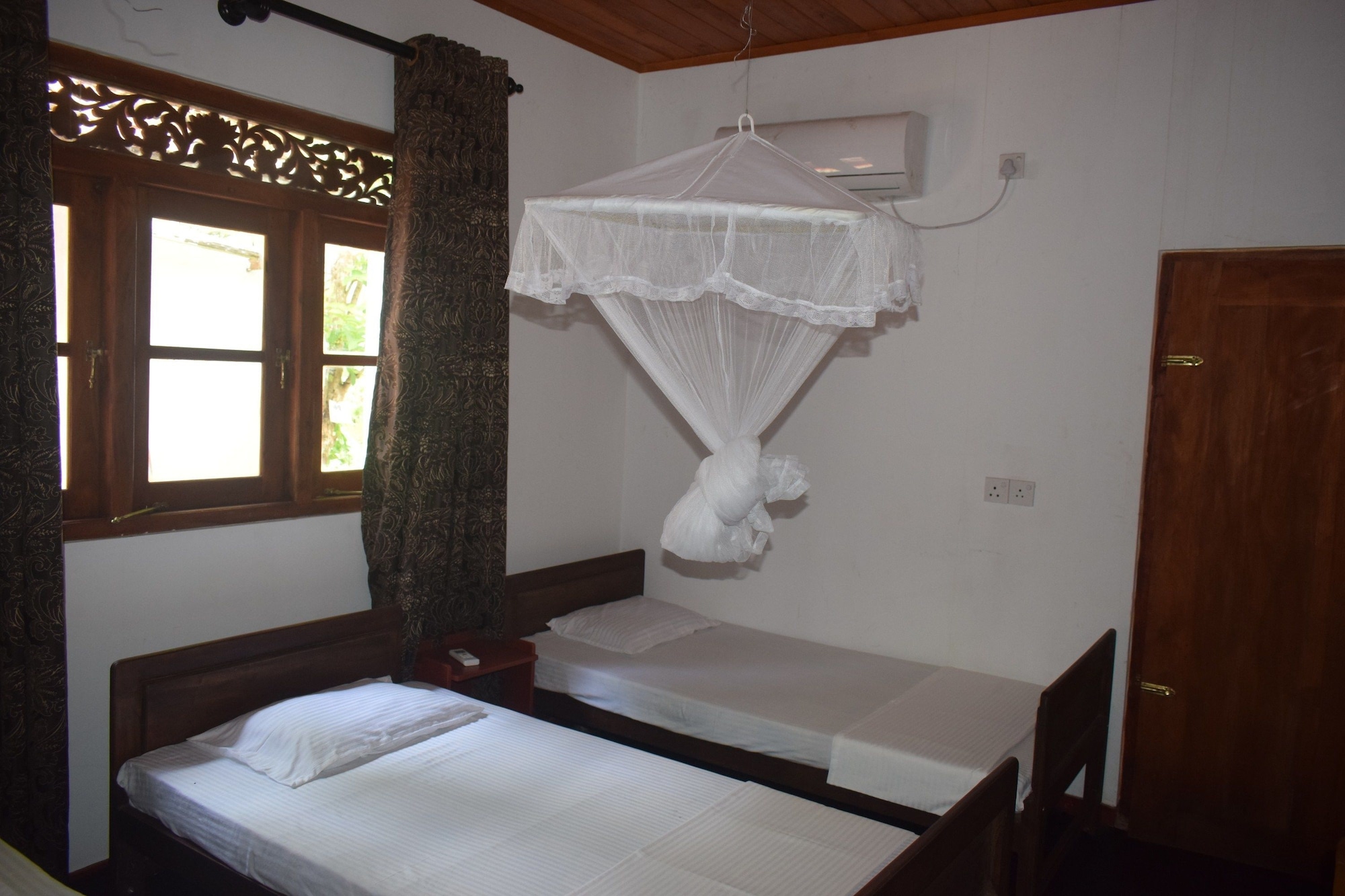 DELUXE, SINGLE, SINGLE BED, ACCESSIBLE