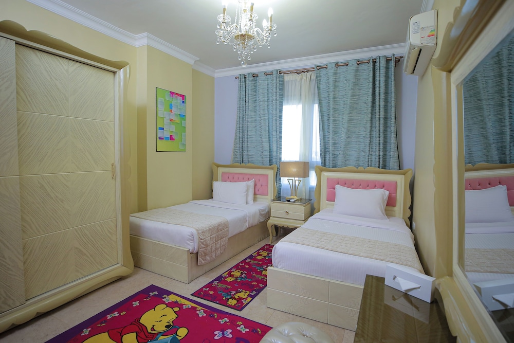 Cairo Taj Dokki Families Tower Hotel 24/57