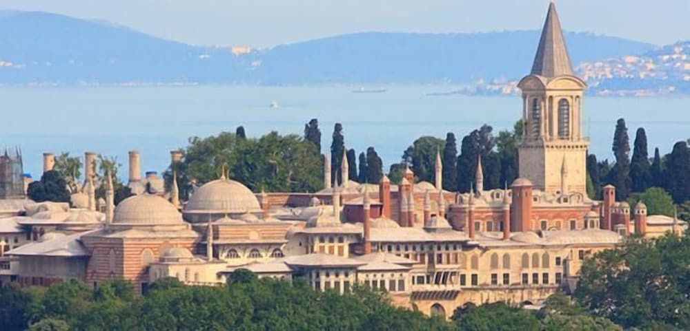 Sultans Royal Hotel 44/50