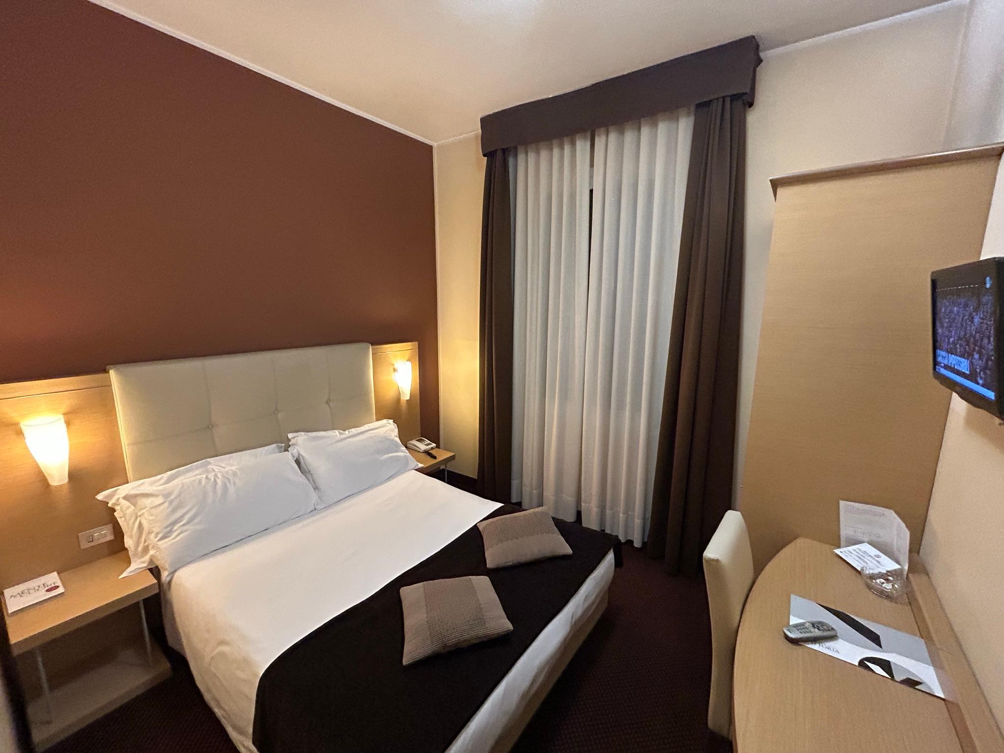 Smart, Double Bed
