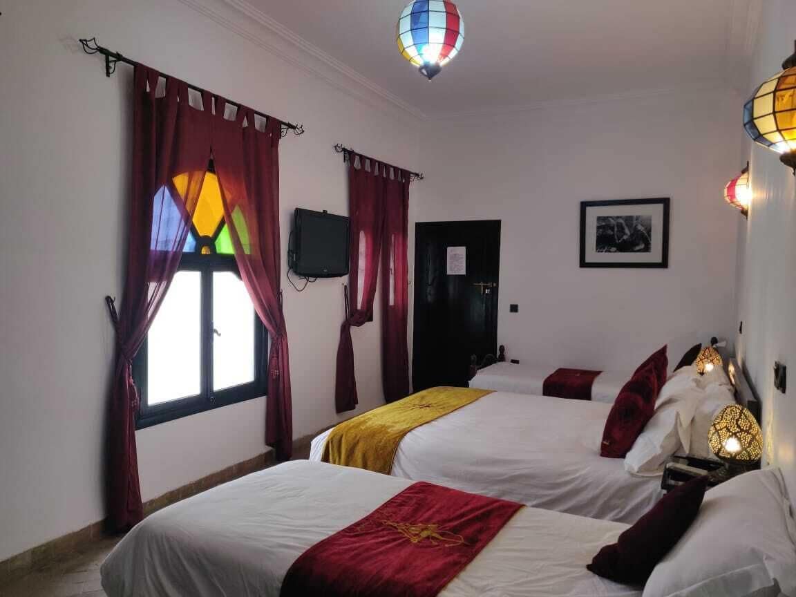 غرفة عائلية بسرير كوين وسريرين منفصلين بإطلالة على الفناء بغرفة نوم واحدة، Riad Dar Foundouk & Spa 7/10
