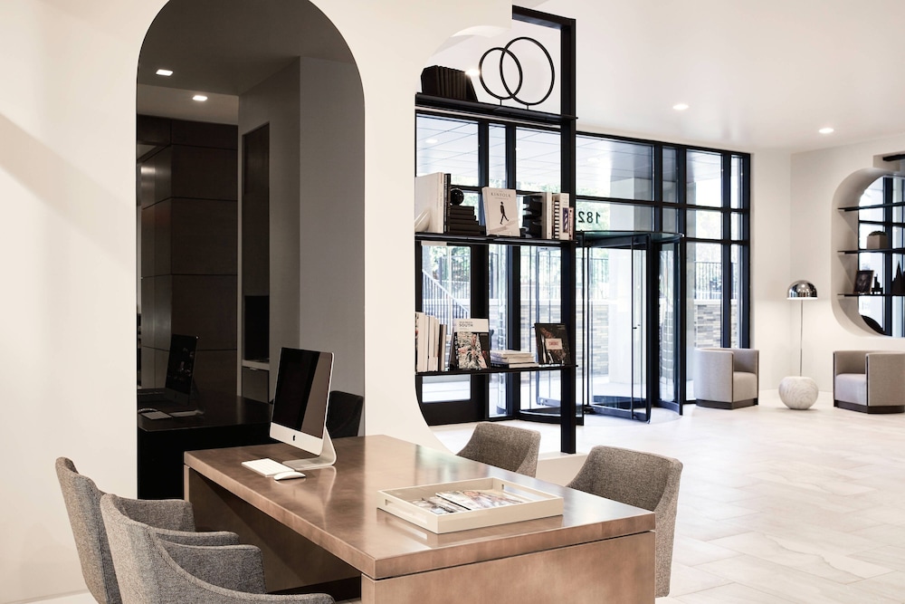 AC Hotel by Marriott Charlotte SouthPark 40/57