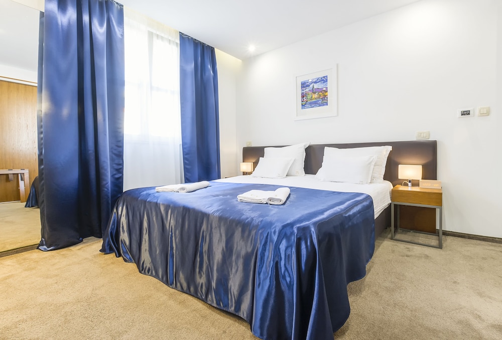Hotel Marul 37/80