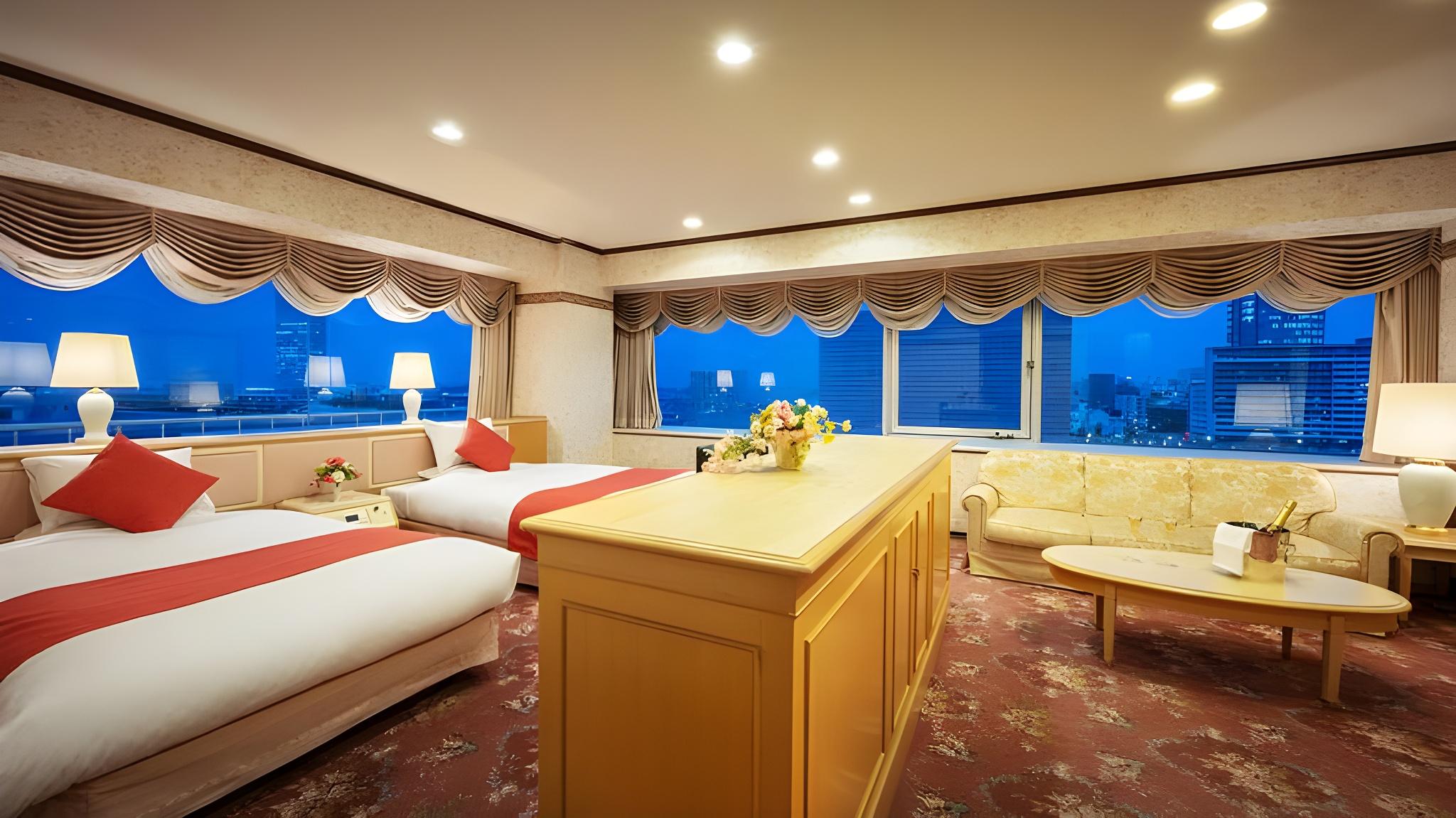 Grand, River, Suite, Top Floor