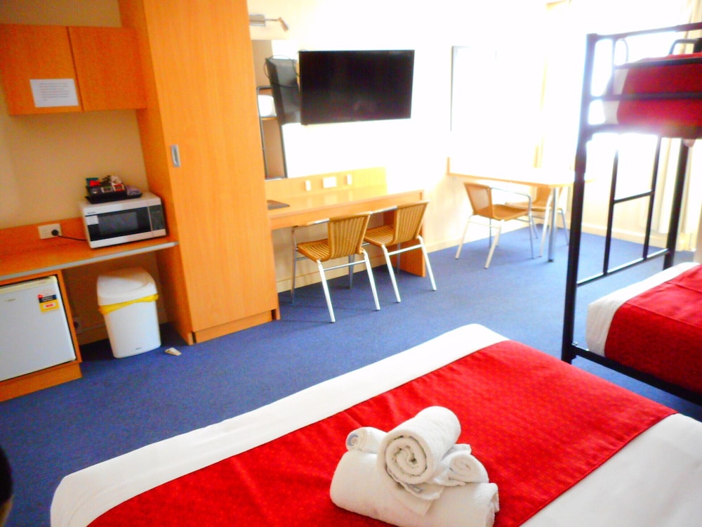 Townhouse Motel Cowra 28/56