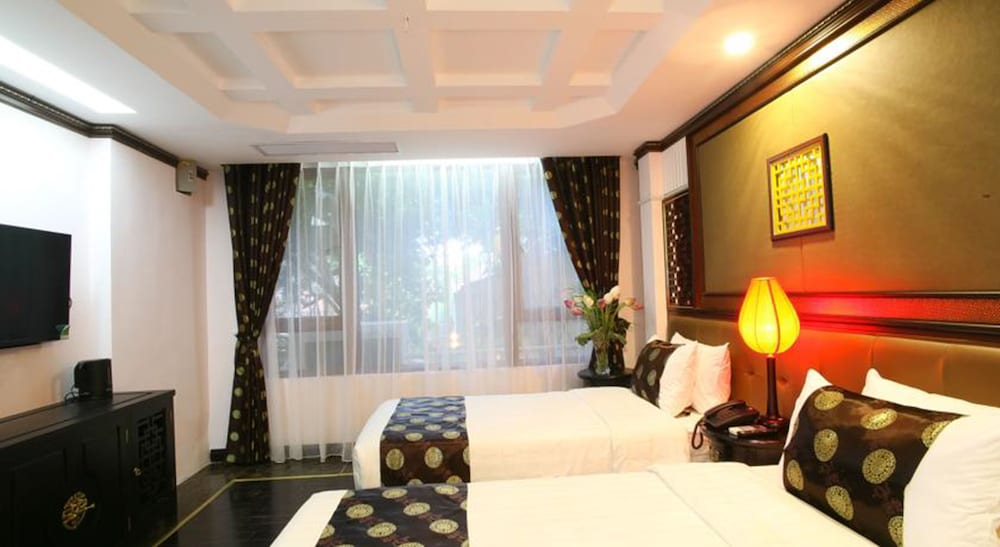 Church Legend Hotel Hanoi 7/20