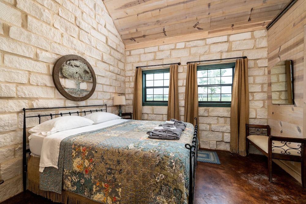 TimberRose B&B 16/50