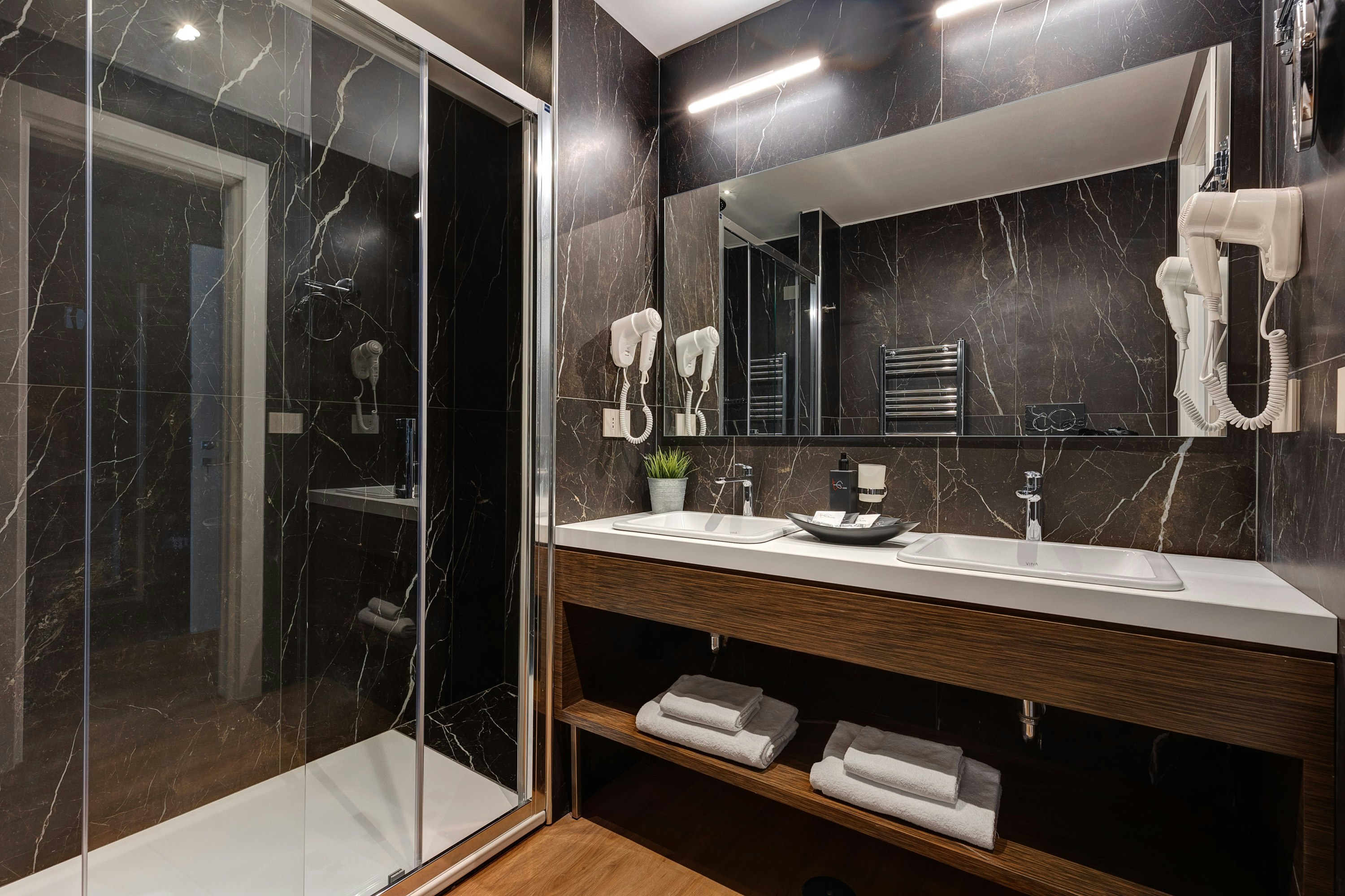 Rome Art Hotel 64/69