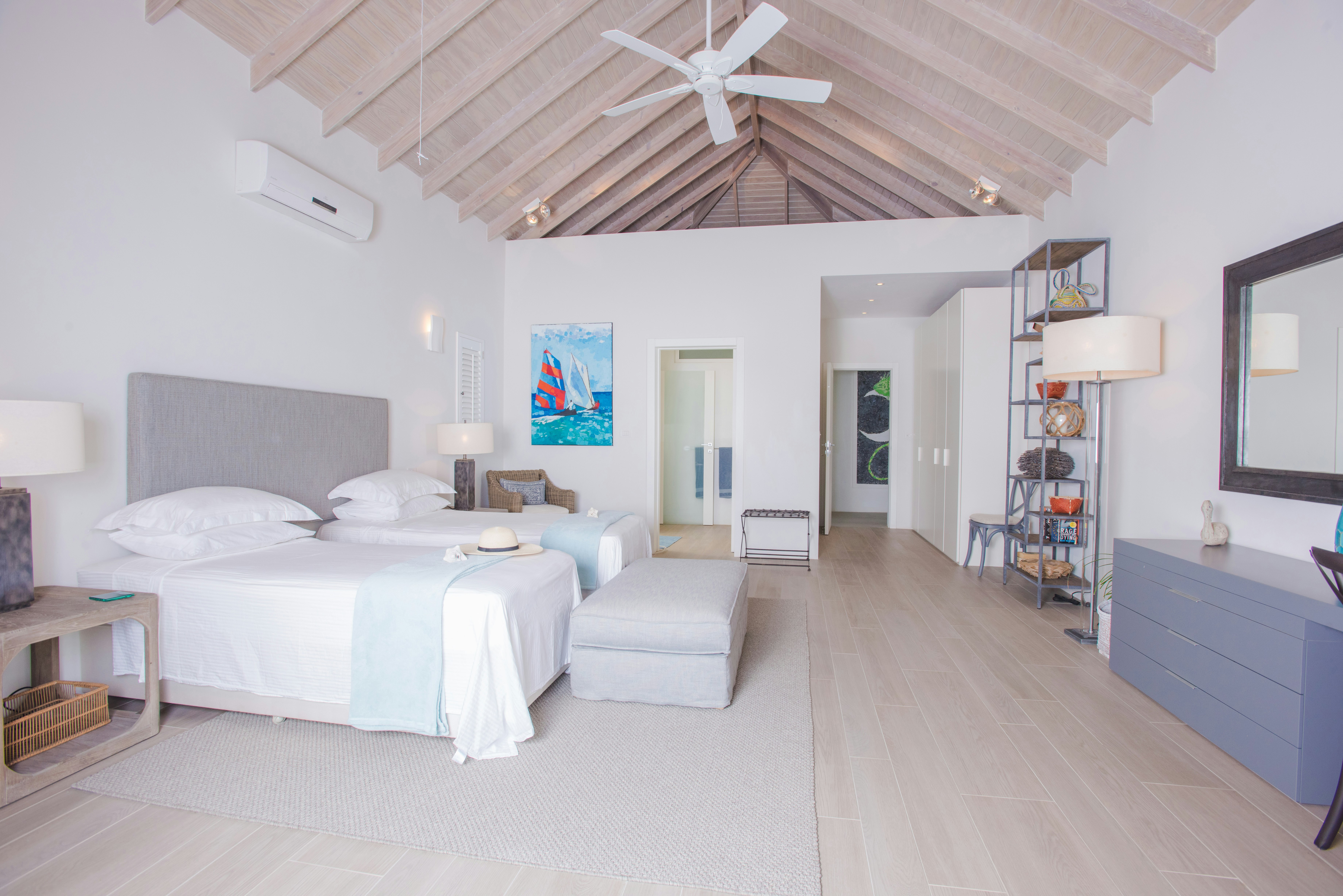 Laluna Boutique Beach Hotel and Villas 4/26