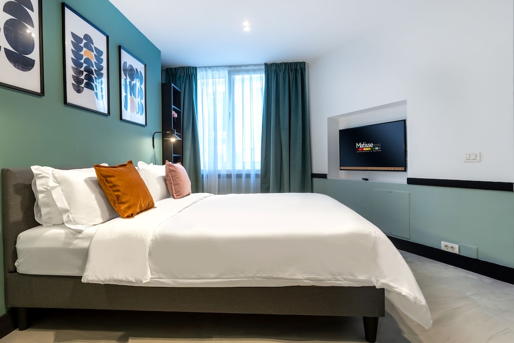 Smartrentals Bucharest Old Town 6/30