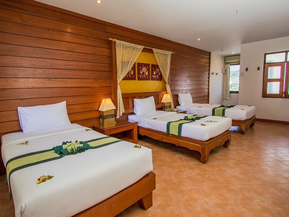 Bel Aire Patong Resort 8/54