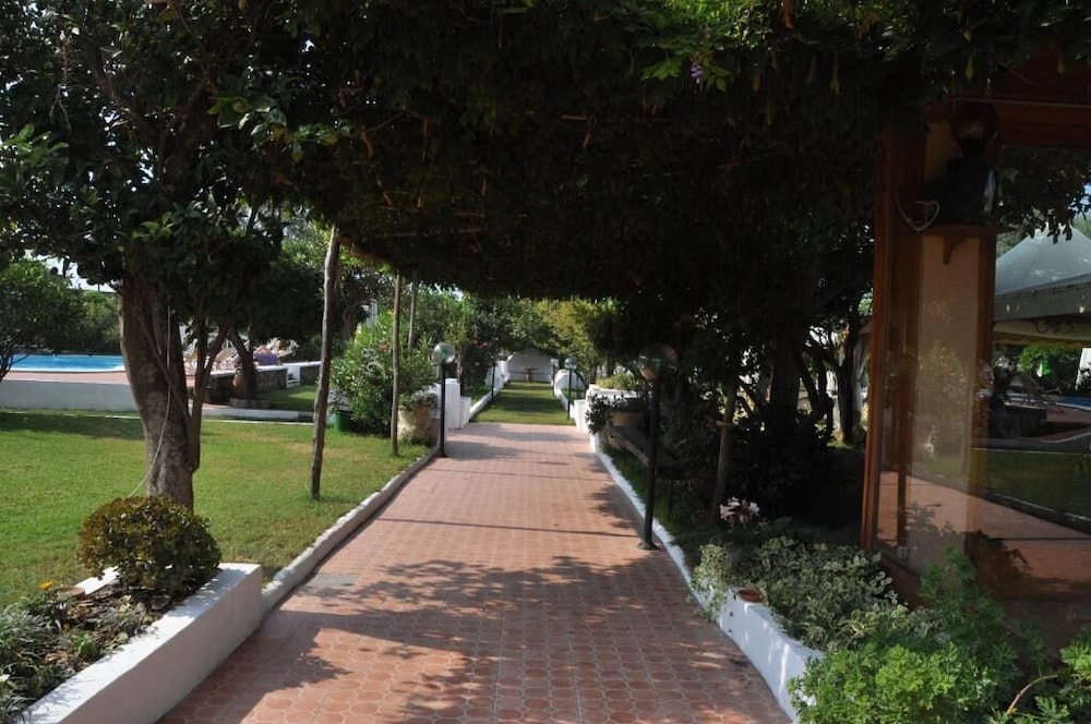 Hotel Savoia 40/53
