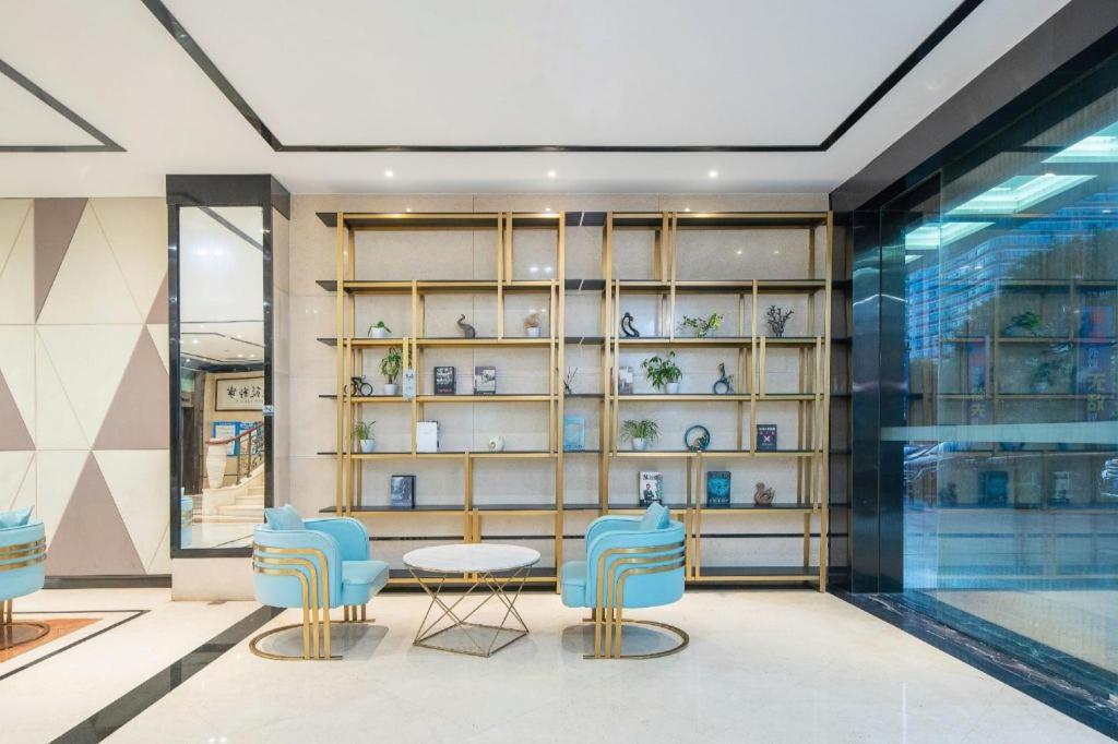 BORRMAN WANDA PLAZA Houjie Dongguan 28/45
