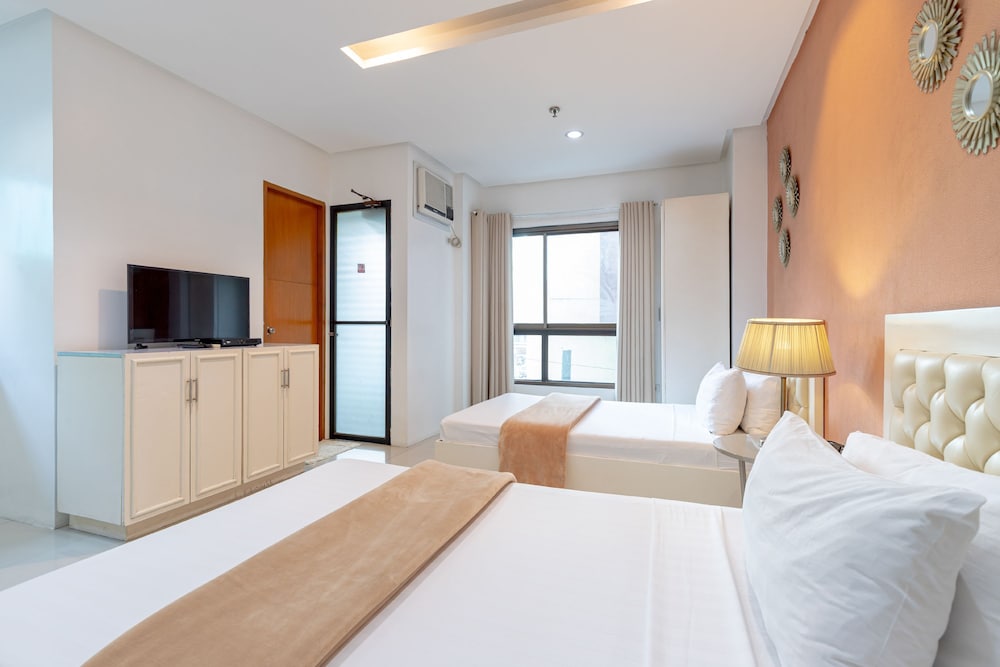 Baymont Suites And Residences 16/40