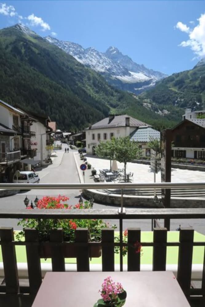 Hotel Le Dahu 32/38