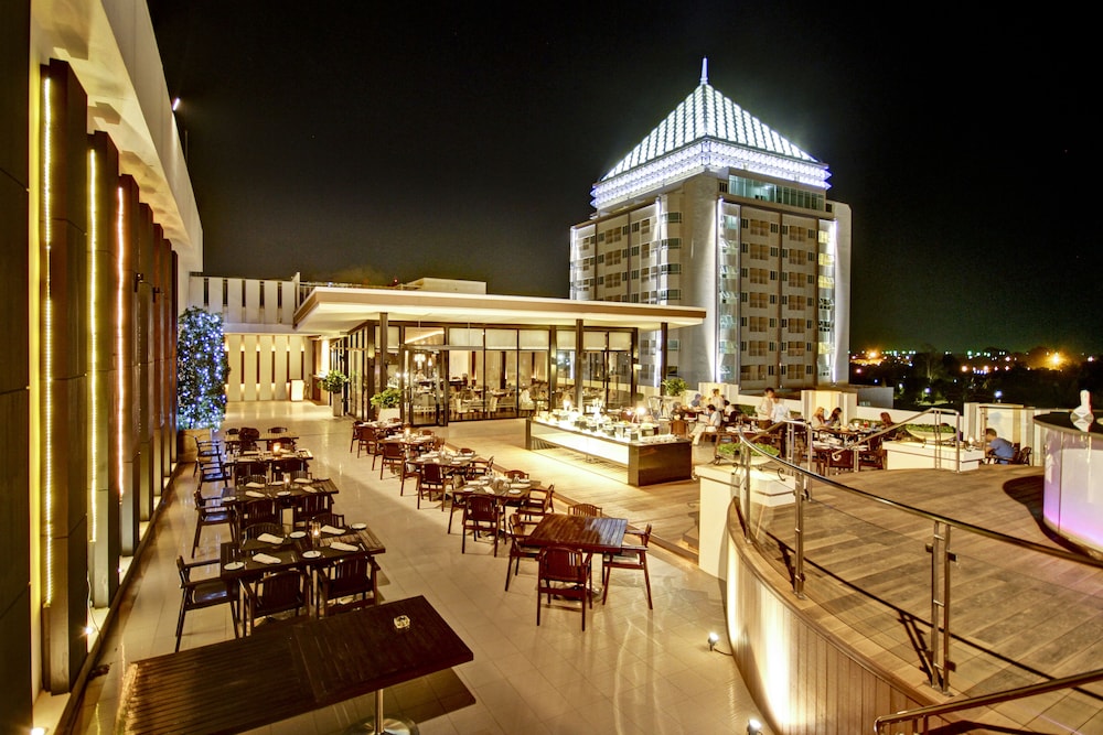Kameo Grand Rayong Hotel Serviced Apartments 25/33