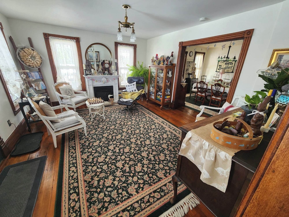 Applesauce Inn Bed and Breakfast 15/22