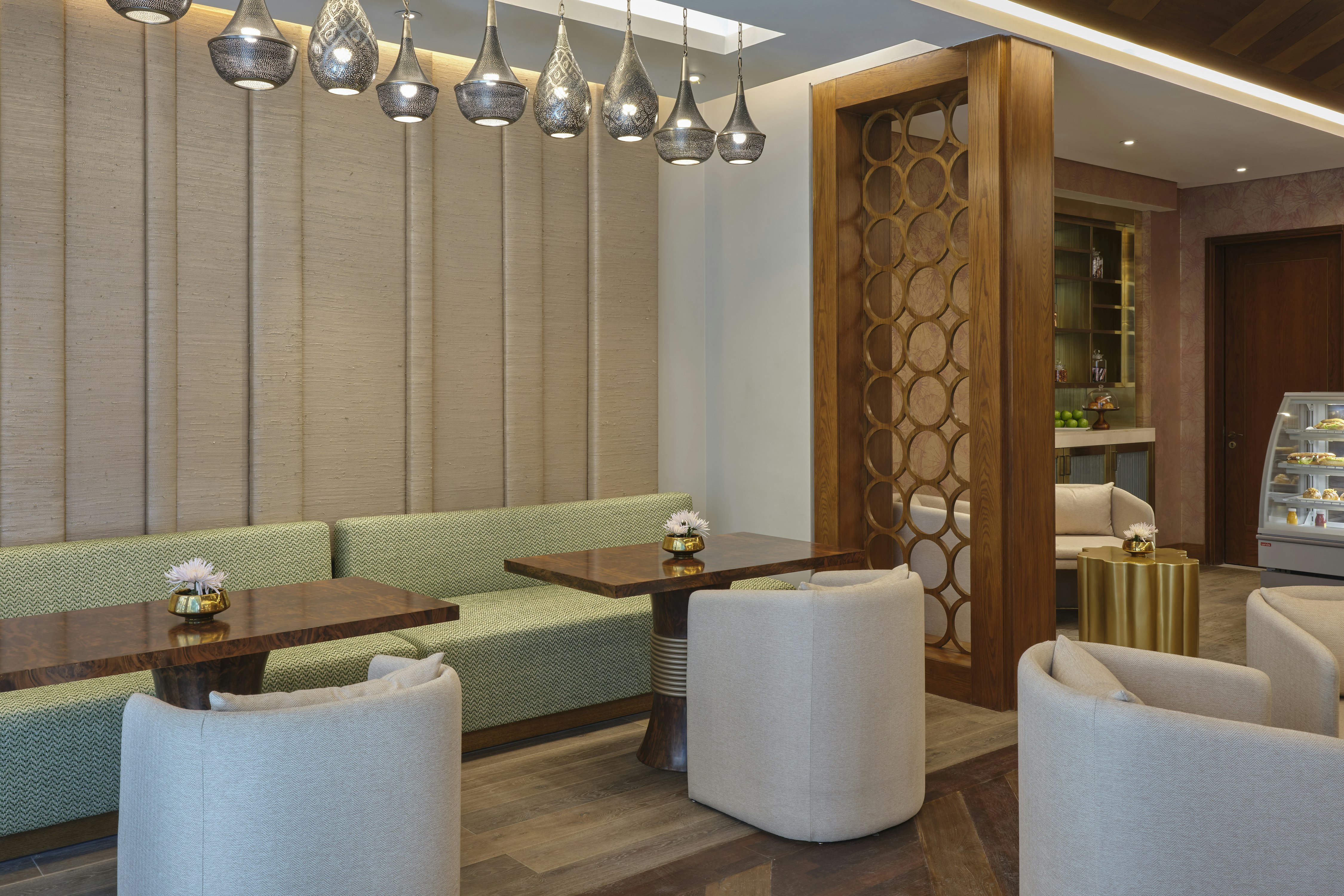 Hilton Cairo Nile Maadi 11/27