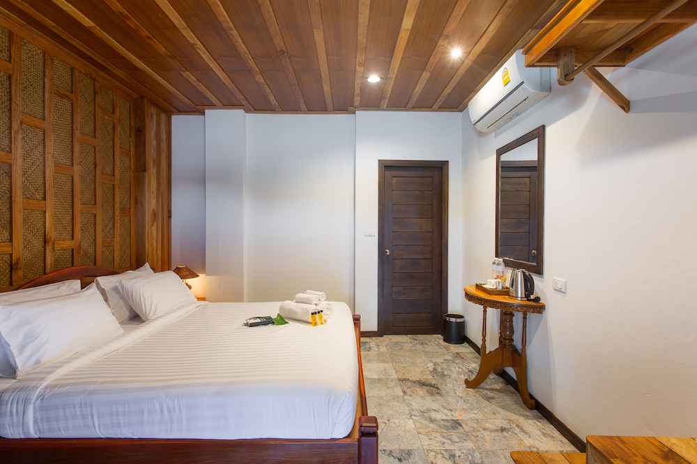 Freedom Beach Resort 17/50