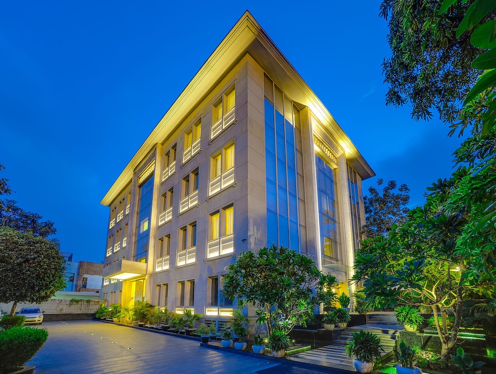 The Muse Sarovar Portico, Nehru Place 4/42