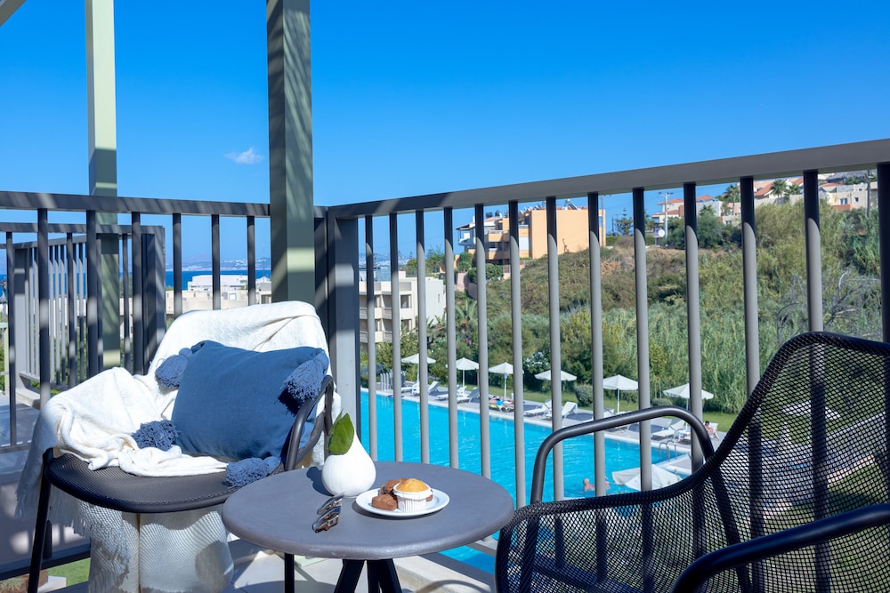 Giannoulis - Santa Marina Beach Hotel 55/77