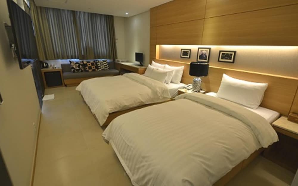 Hotel Cacao Business Design Hotel 12/50