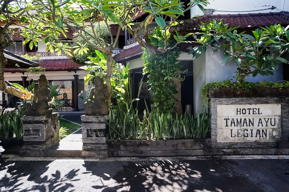 Taman Ayu Legian 73/75