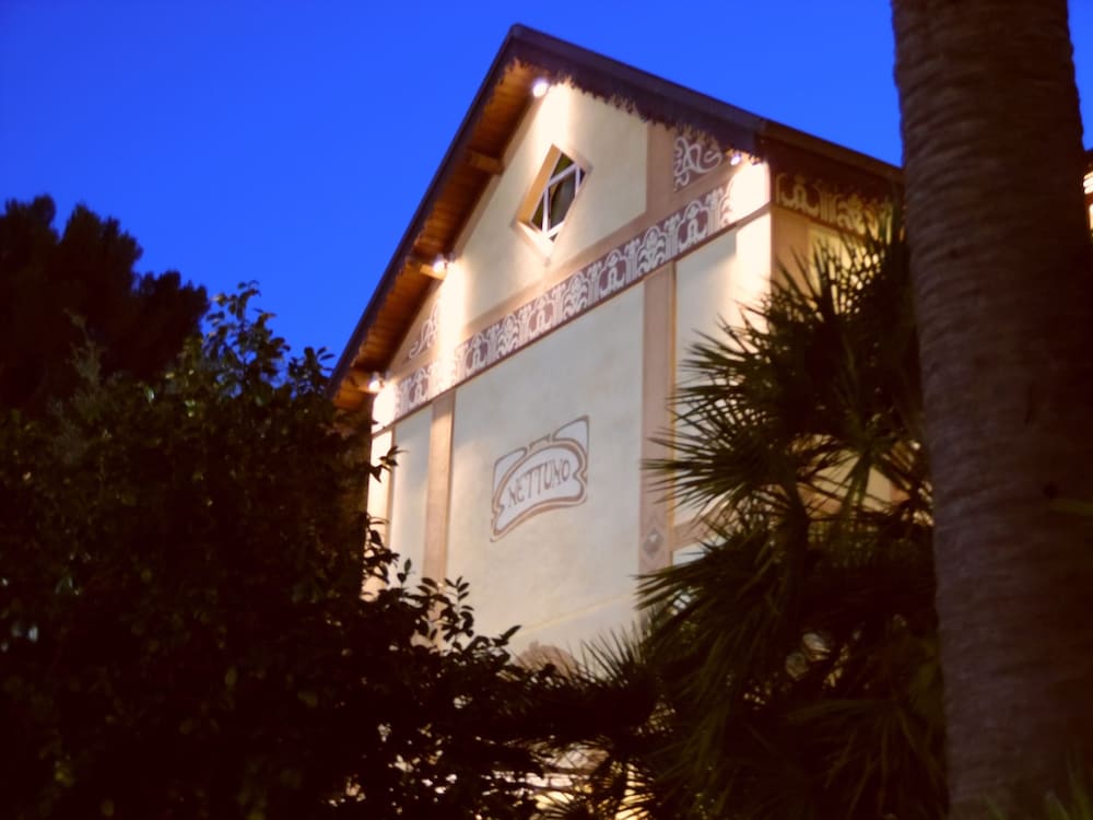 Suite Nettuno 2/60