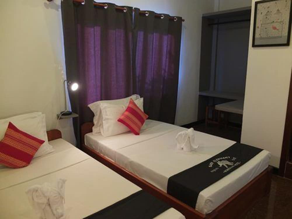 Baby Elephant Boutique Hotel 37/69
