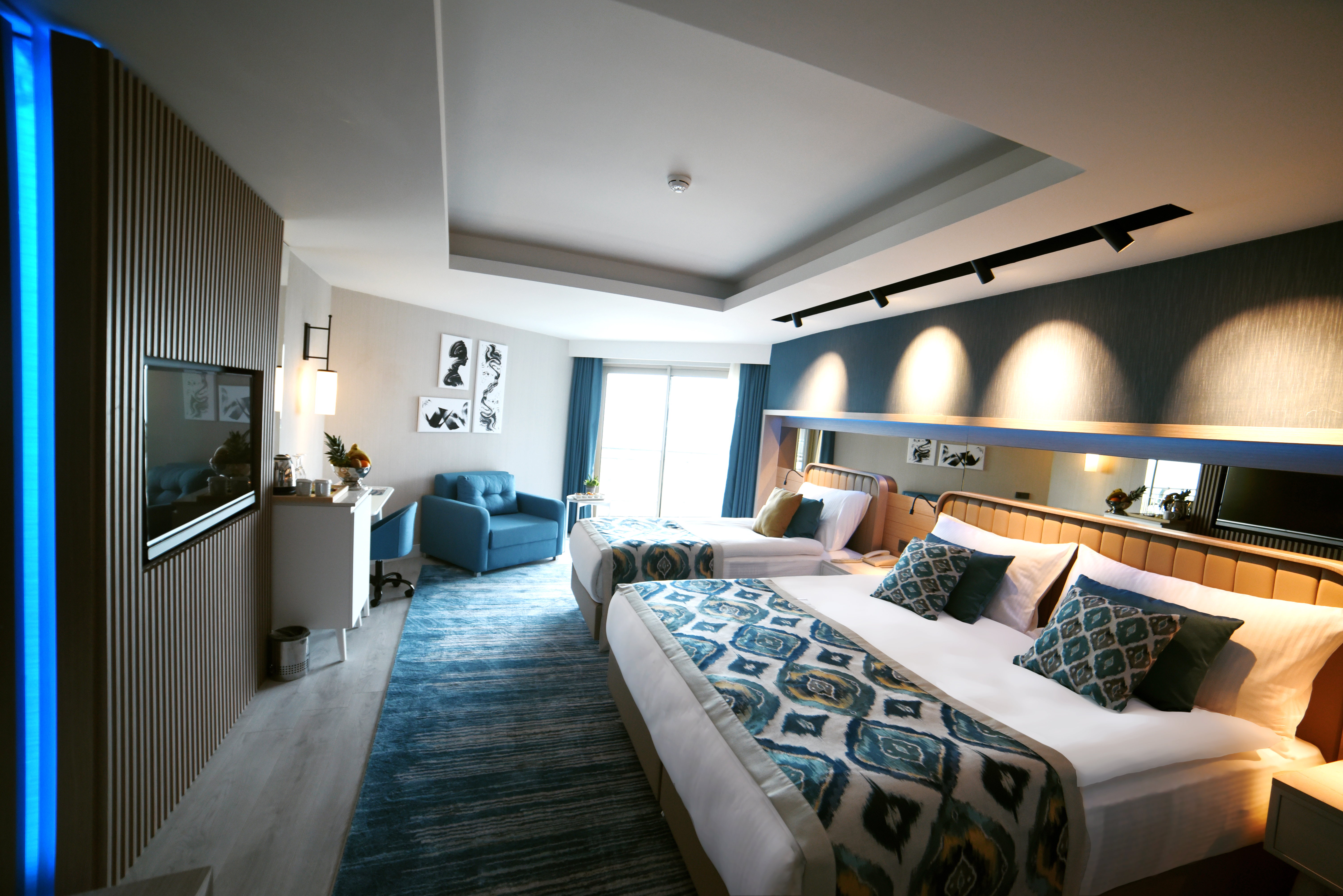 Superior, Double Bed, Land View