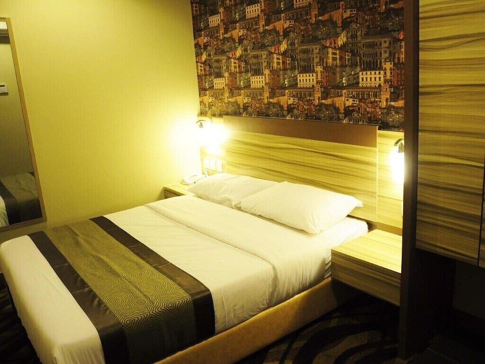 Hotel Zamburger Victory City 21/30