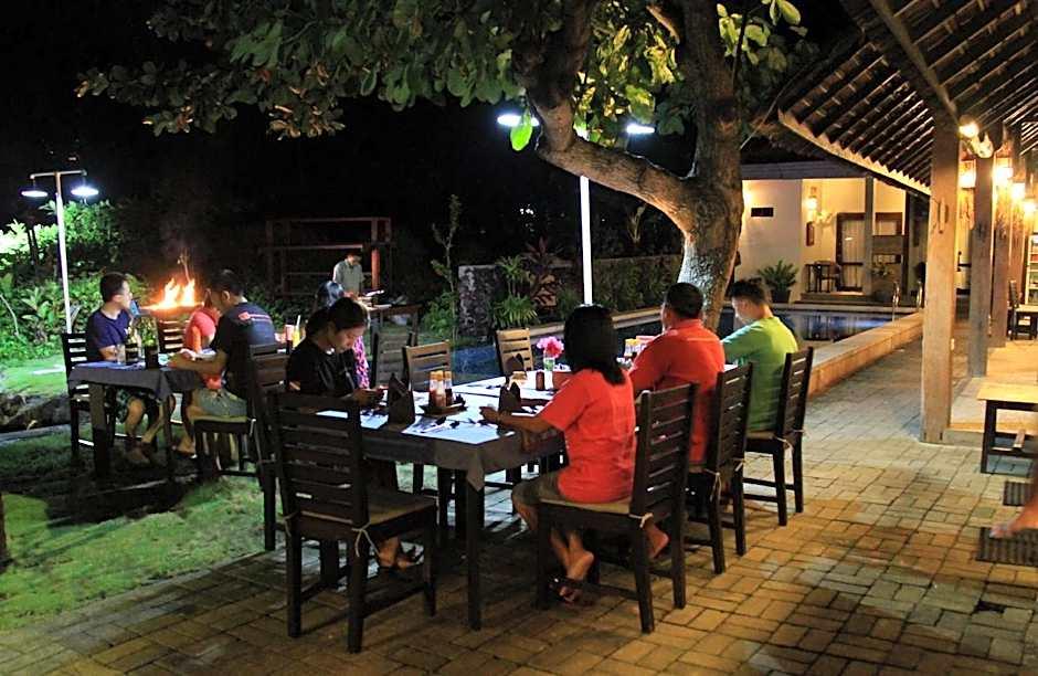 Cocotinos Lembeh Manado A Boutique Dive Lodge 17/25