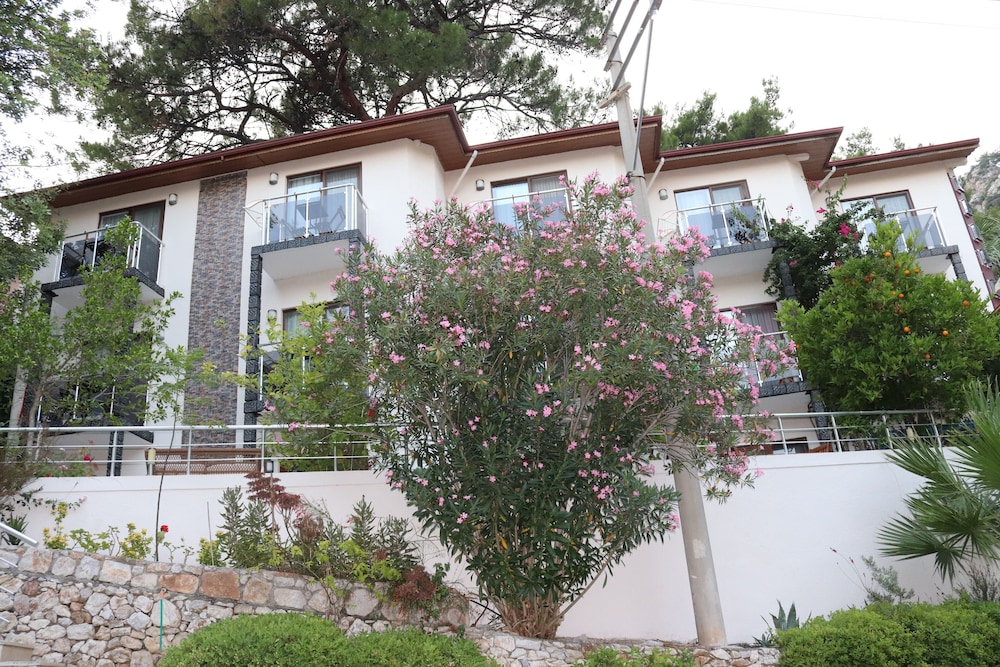 Eden Pyara Hotel Turunc 6/106
