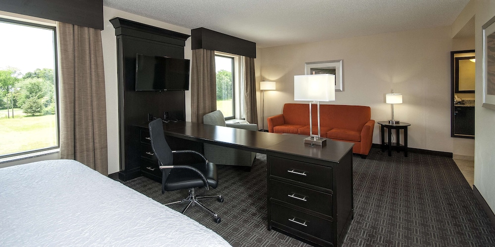 Hampton Inn Suites Seneca Clemson Area Sc 59/74