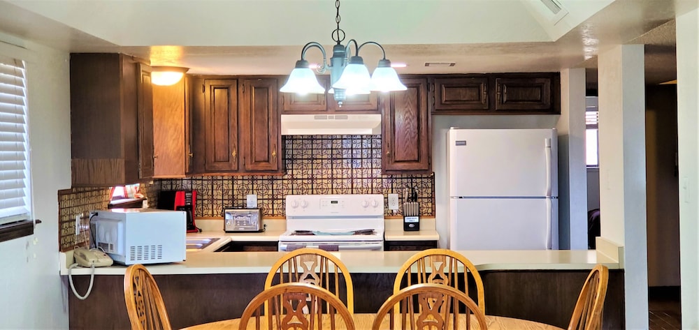 High Sierra Condominiums 43/67