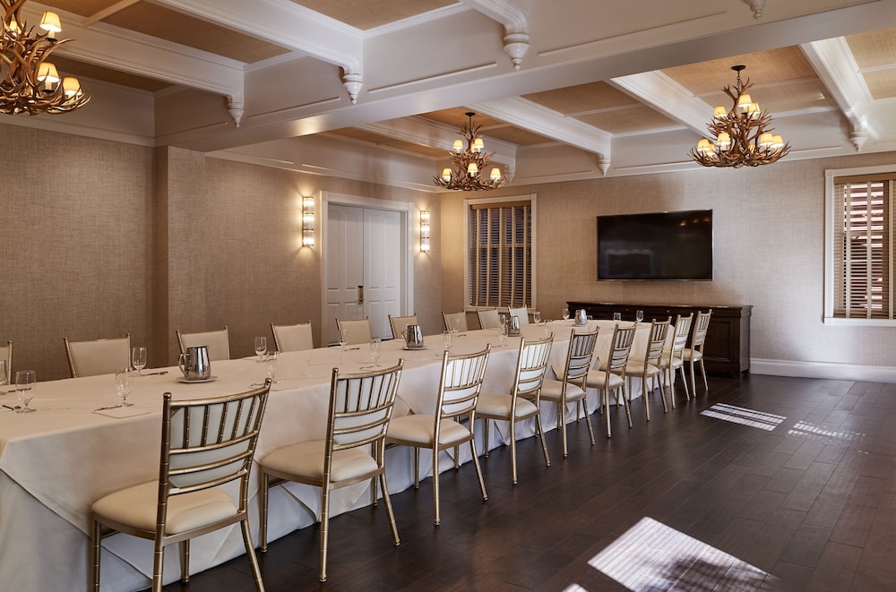 Hotel Jerome An Auberge Resort 41/50