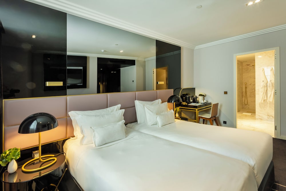 Classic, Double Bed