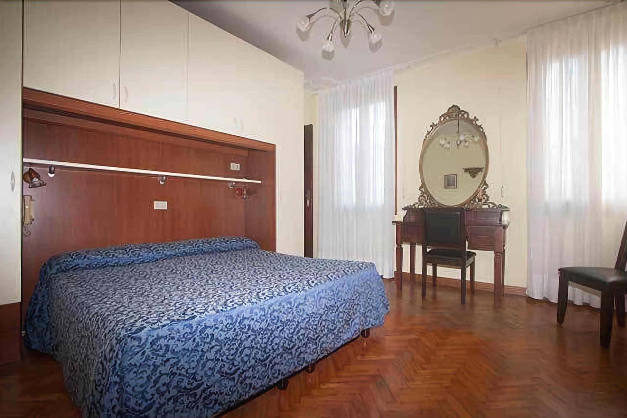 Hotel Dalla Mora 12/26
