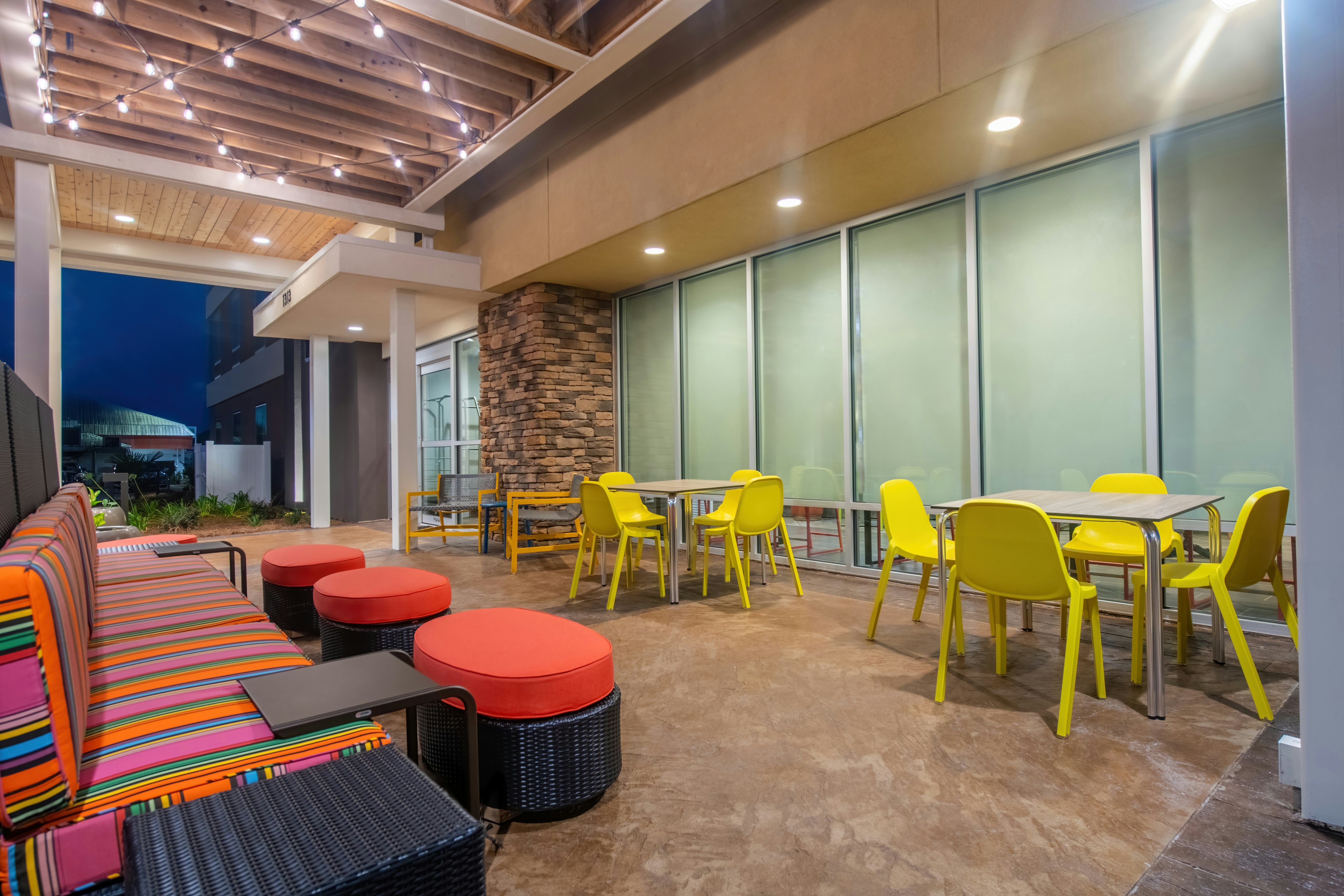 Home2 Suites by Hilton Kingsland 12/26