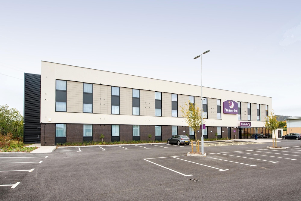 Premier Inn Malvern Hotel 29/33