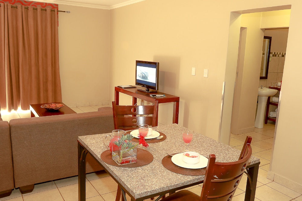 Hotel Tzaneen 54/70