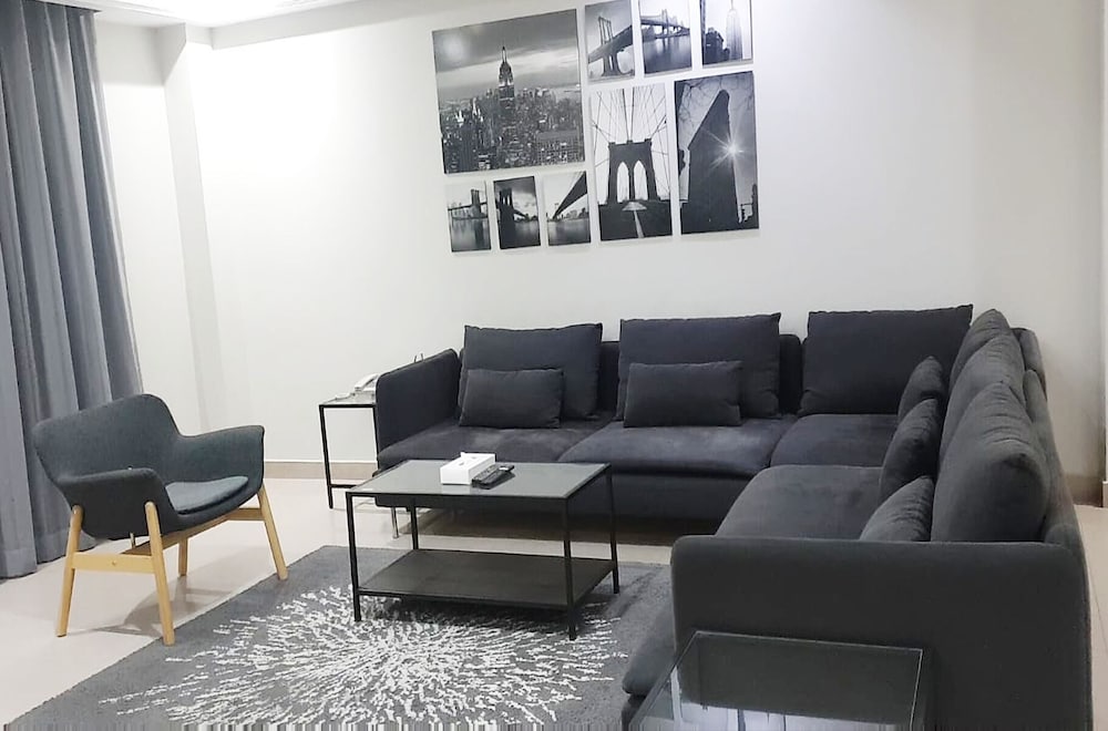 AL FARIS SUITE 2 32/50