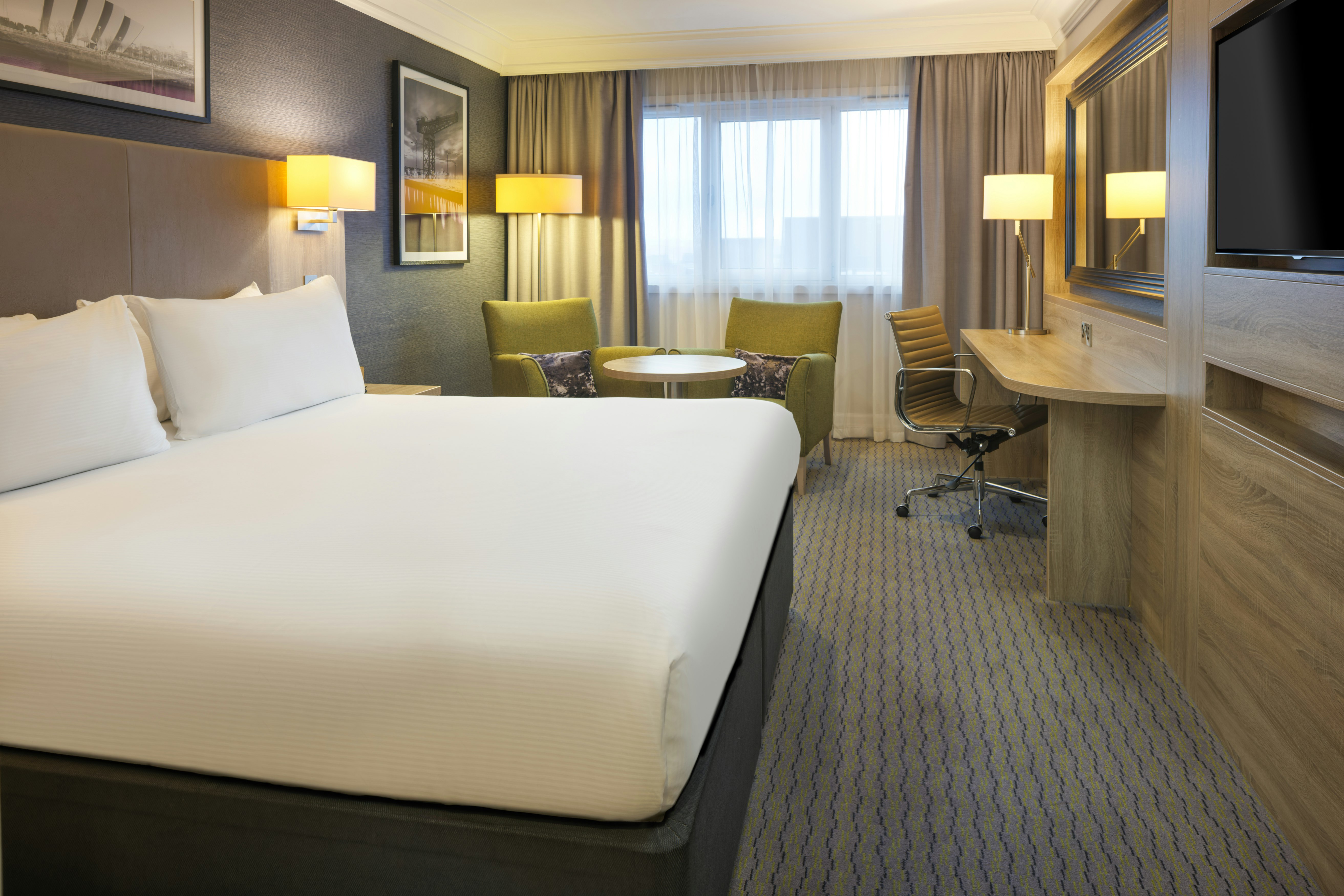 Executive, King Bed